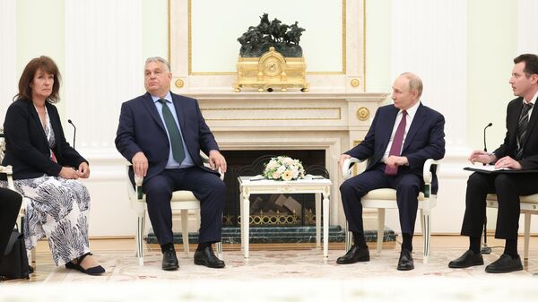 Vladimir Putin Viktor Orban ilə - Sputnik Azərbaycan