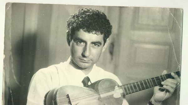 Армянский певец присвоил известную песню азербайджанского композитора
