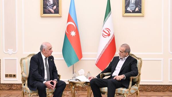 Ильхам Алиев пригласил президента Ирана принять участие в COP29