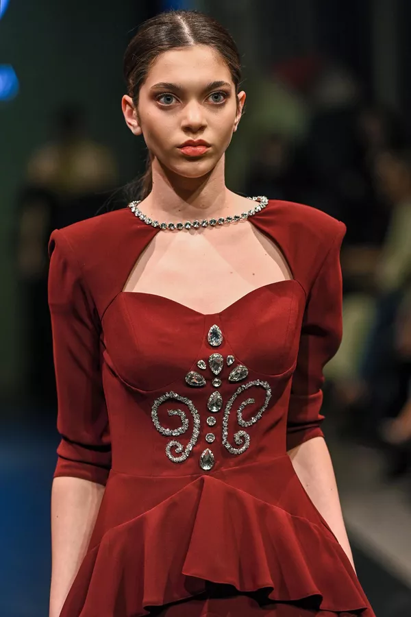17-й сезон Azerbaijan Fashion Week в Баку 17-й сезон Azerbaijan Fashion Week в Баку - Sputnik Азербайджан