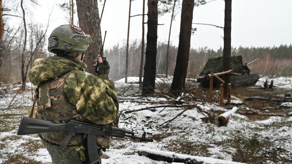 Боевая работа экипажа танка Т-90М Прорыв группировки Запад на Краснолиманском направлении СВО - Sputnik Азербайджан