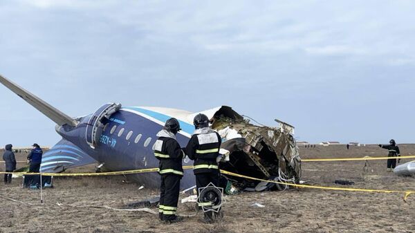 Embraer 190 - Sputnik Azərbaycan