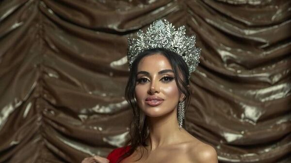 Победительница национального конкурса красоты Miss Azerbaijan 2024 Дениз Исмиева  - Sputnik Азербайджан