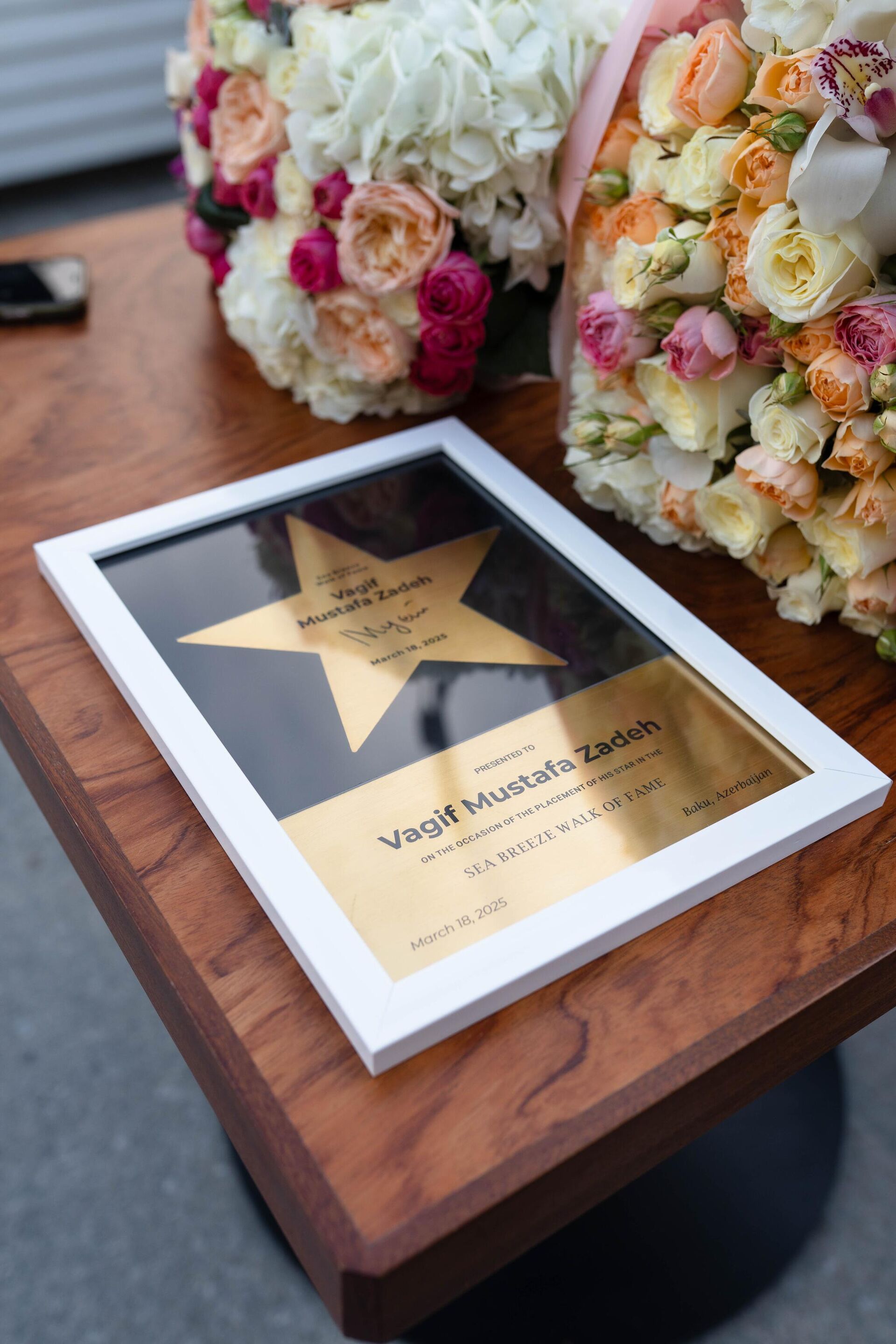 На Walk of Fame в Баку появилась именная звезда всемирно известного азербайджанского джазового композитора и пианиста Вагифа Мустафазаде На Walk of Fame в Баку появилась именная звезда всемирно известного азербайджанского джазового композитора и пианиста Вагифа Мустафазаде - Sputnik Азербайджан, 1920, 19.03.2025
