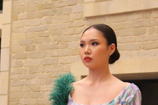 В Музее каменной летописи впервые прошла международная Бакинская Неделя культуры и творческой моды. - Sputnik Азербайджан