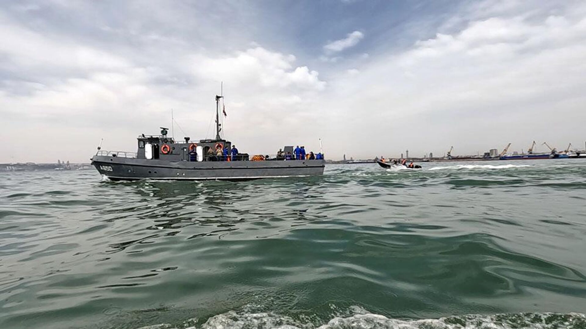 Проведены учебно-методические сборы с водолазным составом ВМС - Sputnik Азербайджан, 1920, 14.04.2025