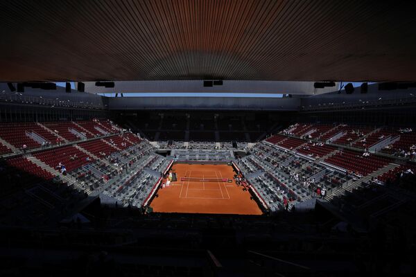 Место проведения теннисного турнира Madrid Open пустует во время всеобщего отключения электроэнергии в Мадриде. - Sputnik Азербайджан