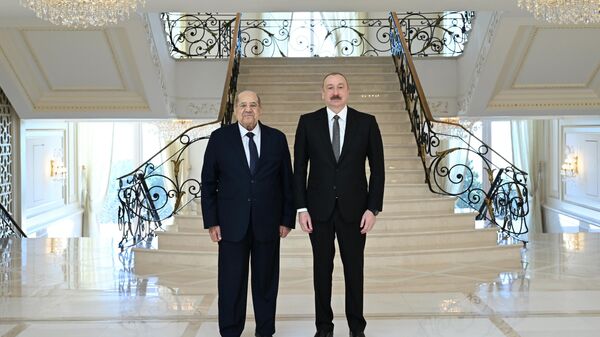Президент Ильхам Алиев принял председателя Сената Египта - Sputnik Азербайджан