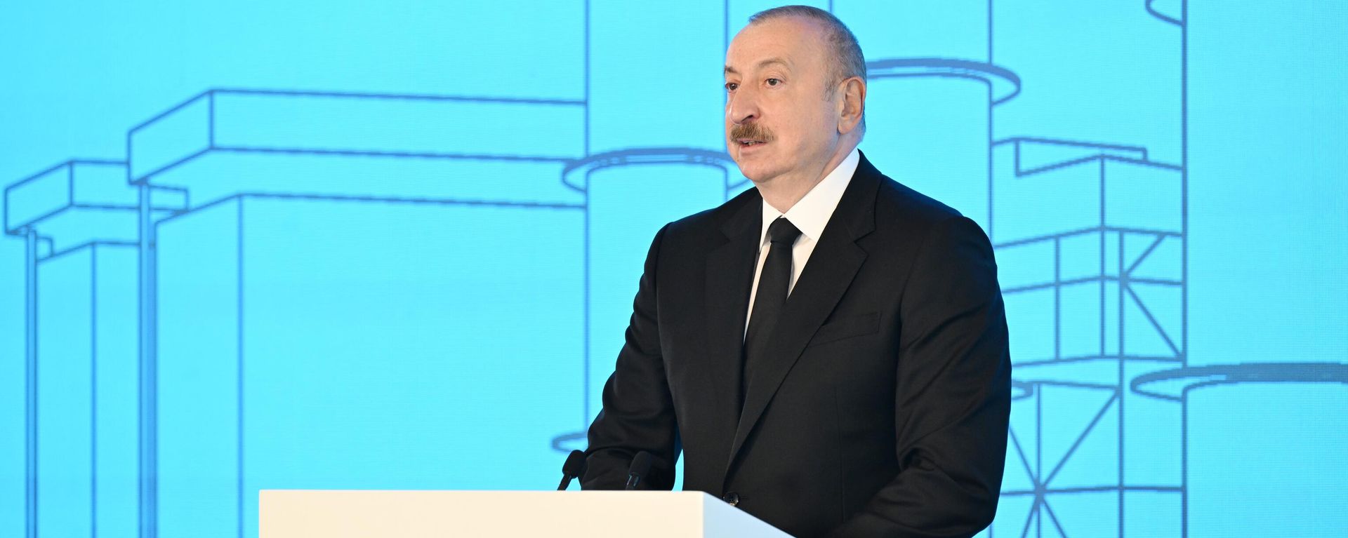  Президент Азербайджанской Республики Ильхам Алиев - Sputnik Азербайджан, 1920, 18.06.2026