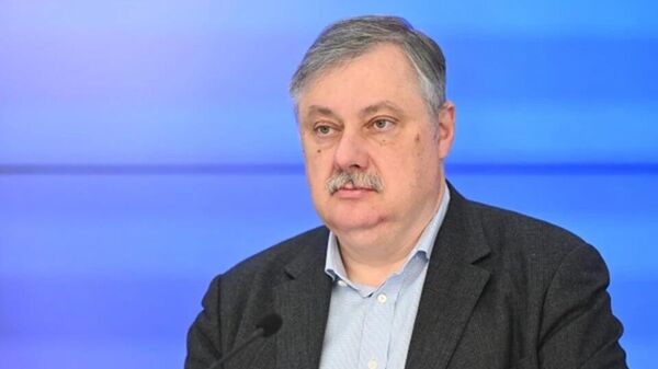 Евстафьев: Трамп вошел в кураж, странный саммит НАТО и планы Европы - Sputnik Азербайджан