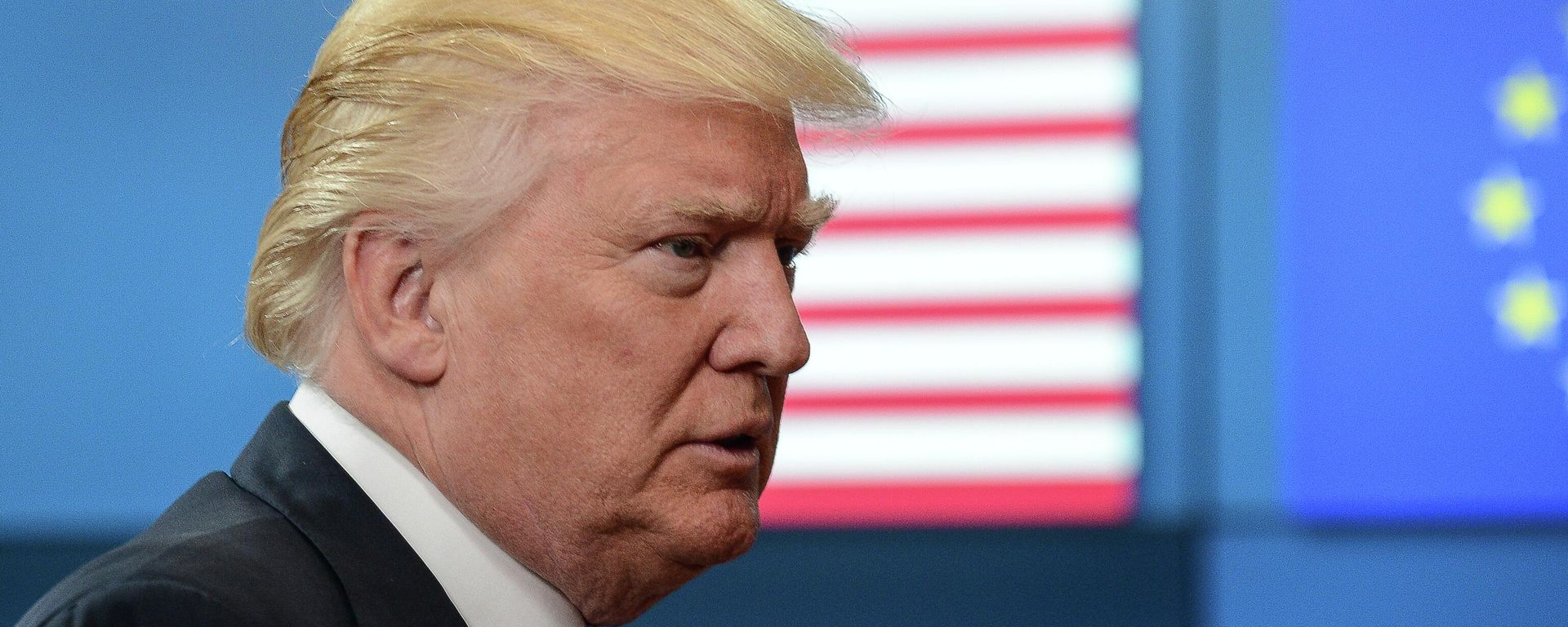 Президент США Дональд Трамп встретился с лидерами ЕС в Брюсселе - Sputnik Азербайджан, 1920, 08.07.2026