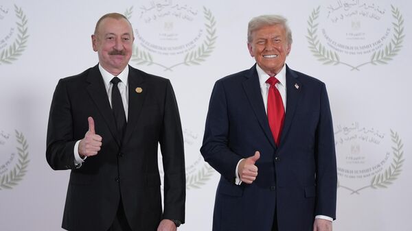 Ильхам Алиев и Дональд Трамп - Sputnik Азербайджан