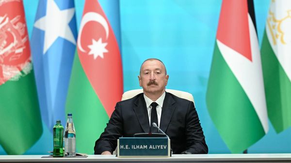 Президент Азербайджана Ильхам Алиев на церемонии открытия Ежегодных собраний Группы Исламского банка развития (ИБР) в Баку. - Sputnik Азербайджан