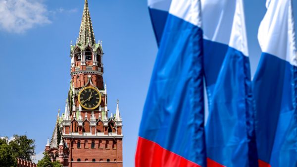 Украшение Москвы ко Дню России - Sputnik Азербайджан