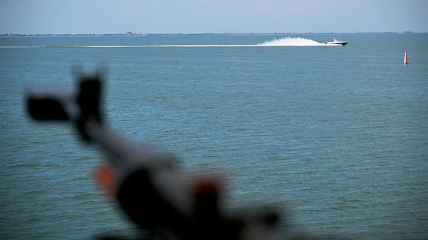 Учения пограничных сторожевых кораблей по охране акватории Каспийского моря - Sputnik Азербайджан