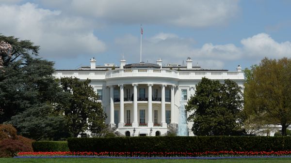 Здание Белого дома в Вашингтоне, США - Sputnik Азербайджан