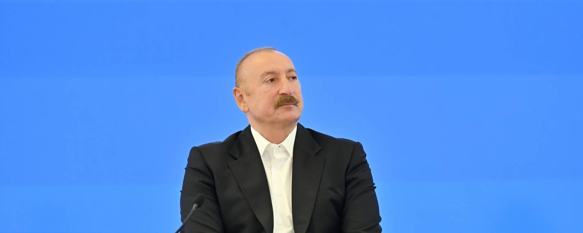 Алиев: Азербайджан серьезно рассматривает возможность выхода из Совета Европы - Sputnik Азербайджан, 1920, 13.07.2026