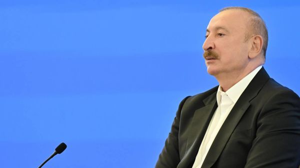 Ильхам Алиев принял участие в открытии IV Шушинского глобального медиафорума - Sputnik Азербайджан