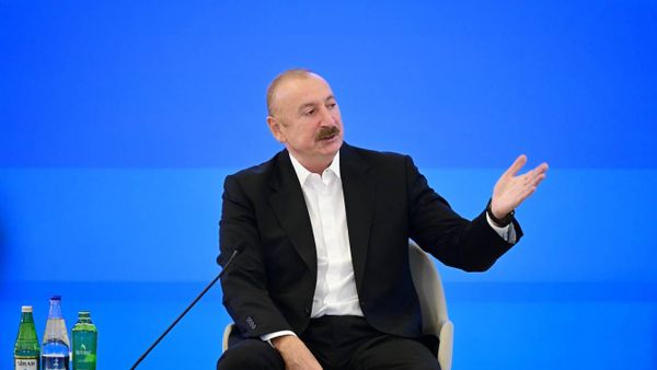 Президент Азербайджана Ильхам Алиев на IV Шушинском глобальном медиафоруме. - Sputnik Азербайджан