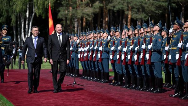 Президенты Азербайджана и Кыргызстана Ильхам Алиев и Садыр Жапаров. - Sputnik Азербайджан