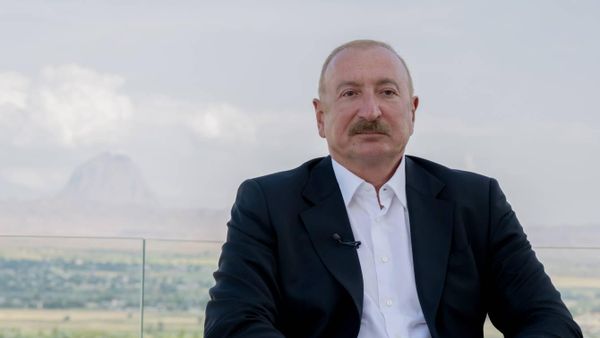 Президент Азербайджана Ильхам Алиев в Нахичеване дал интервью Азербайджанскому телевидению
 - Sputnik Азербайджан