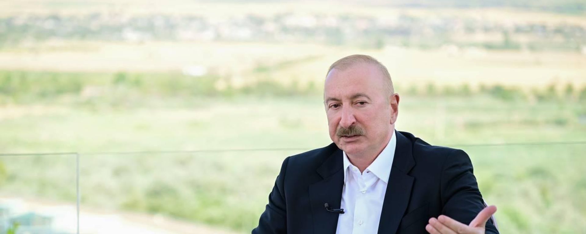 Ильхам Алиев дает интервью Азербайджанскому телевидению - Sputnik Азербайджан, 1920, 12.08.2026