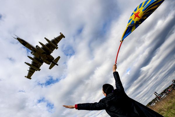 Штурмовик Су-25 выступает на авиационном празднике в честь Дня Победы в Кубинке - Sputnik Азербайджан