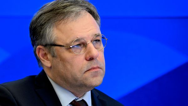 Презентация доклада о военных преступлениях киевского режима в Красноармейске - Sputnik Азербайджан