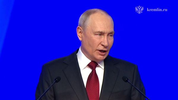 Путин о флаге России - Sputnik Азербайджан