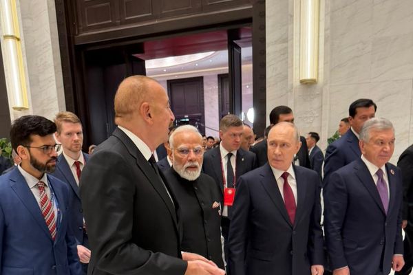 Путин, Алиев и Моди общаются в кулуарах ШОС+ - Sputnik Азербайджан