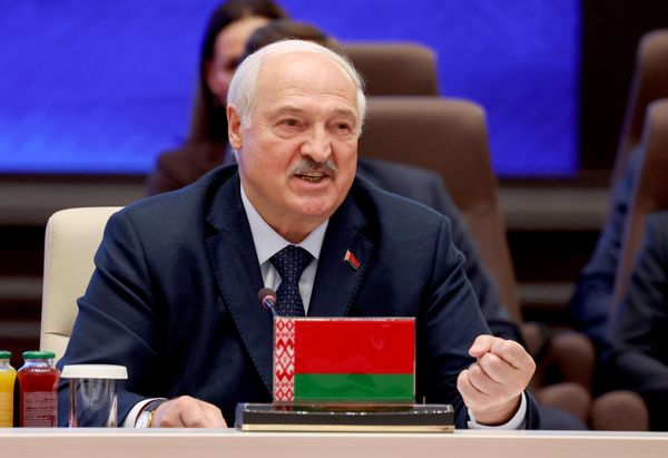 Президент Белоруссии Александр Лукашенко выступает на заседании в формате ШОС плюс в Бишкеке - Sputnik Азербайджан