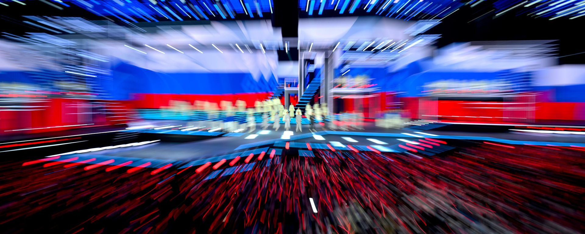 Новый уровень диалога: представители русской молодежи Азербайджана — о форуме в Екатеринбурге - Sputnik Азербайджан, 1920, 13.09.2026