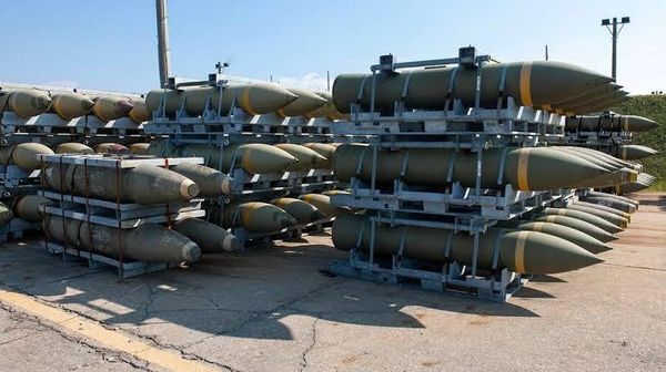 Авиабомбы Mk-84 - Sputnik Азербайджан