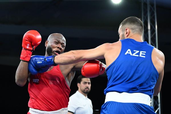 Два азербайджанских боксера начали Чемпионат Европы с победы Два азербайджанских боксера начали Чемпионат Европы с победы - Sputnik Азербайджан