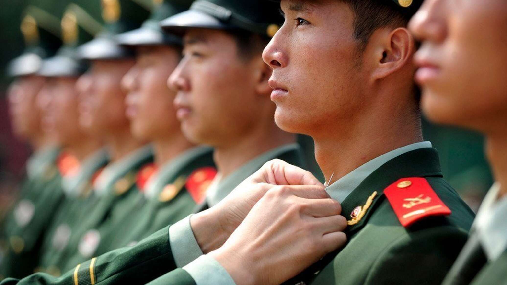 Выправка. Китайские солдаты. Армия КНР. Китайская армия. Солдат армии Китая.