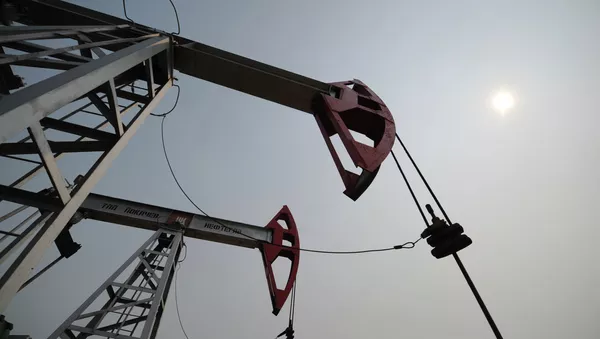 oil derricks - Sputnik Азербайджан