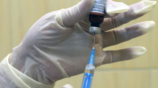Вакцинация против гриппа в Калининграде - Sputnik Азербайджан