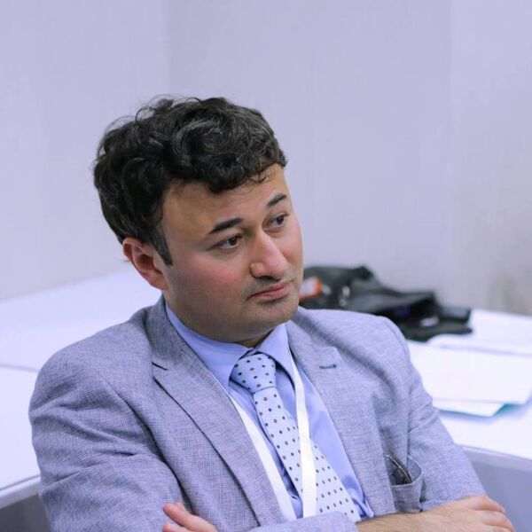 Rövşən İbrahimov Rövşən İbrahimov - Sputnik Азербайджан