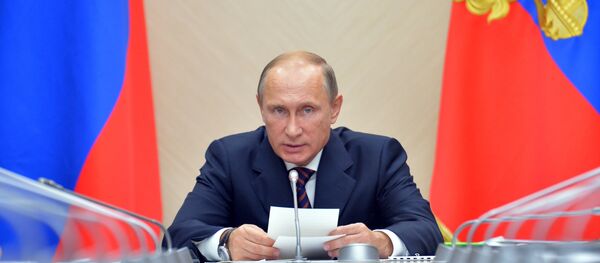 Президент РФ В.Путин провел совещание по развитию микроэлектроники Президент РФ В.Путин провел совещание по развитию микроэлектроники - Sputnik Азербайджан