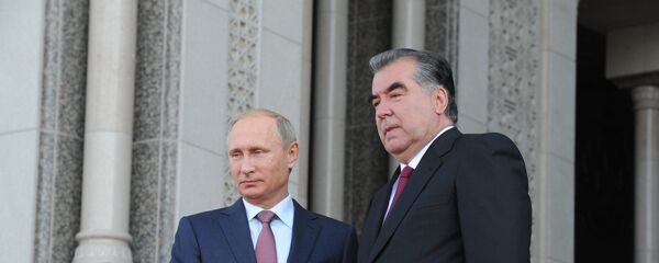 Рабочий визит президента РФ В.Путина в Таджикистан для участия в саммите ОДКБ Рабочий визит президента РФ В.Путина в Таджикистан для участия в саммите ОДКБ - Sputnik Азербайджан