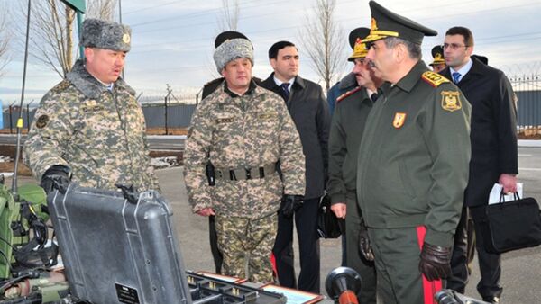 Министр обороны Азербайджана Закир Гасанов посетил Казахстан - Sputnik Азербайджан