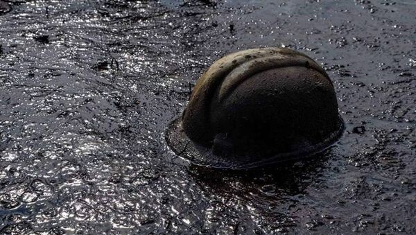 Авария на нефтедобывающей платформе. Архивное фото - Sputnik Азербайджан