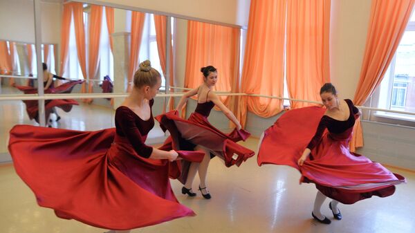 Репетиция танца, фото из архива - Sputnik Азербайджан