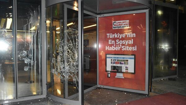 Hürriyet Gazetesi'ne saldırı - Sputnik Azərbaycan