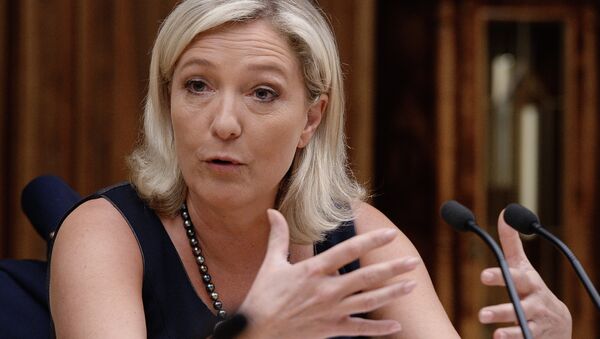 Marine Le Pen, présidente du Front national - Sputnik Азербайджан