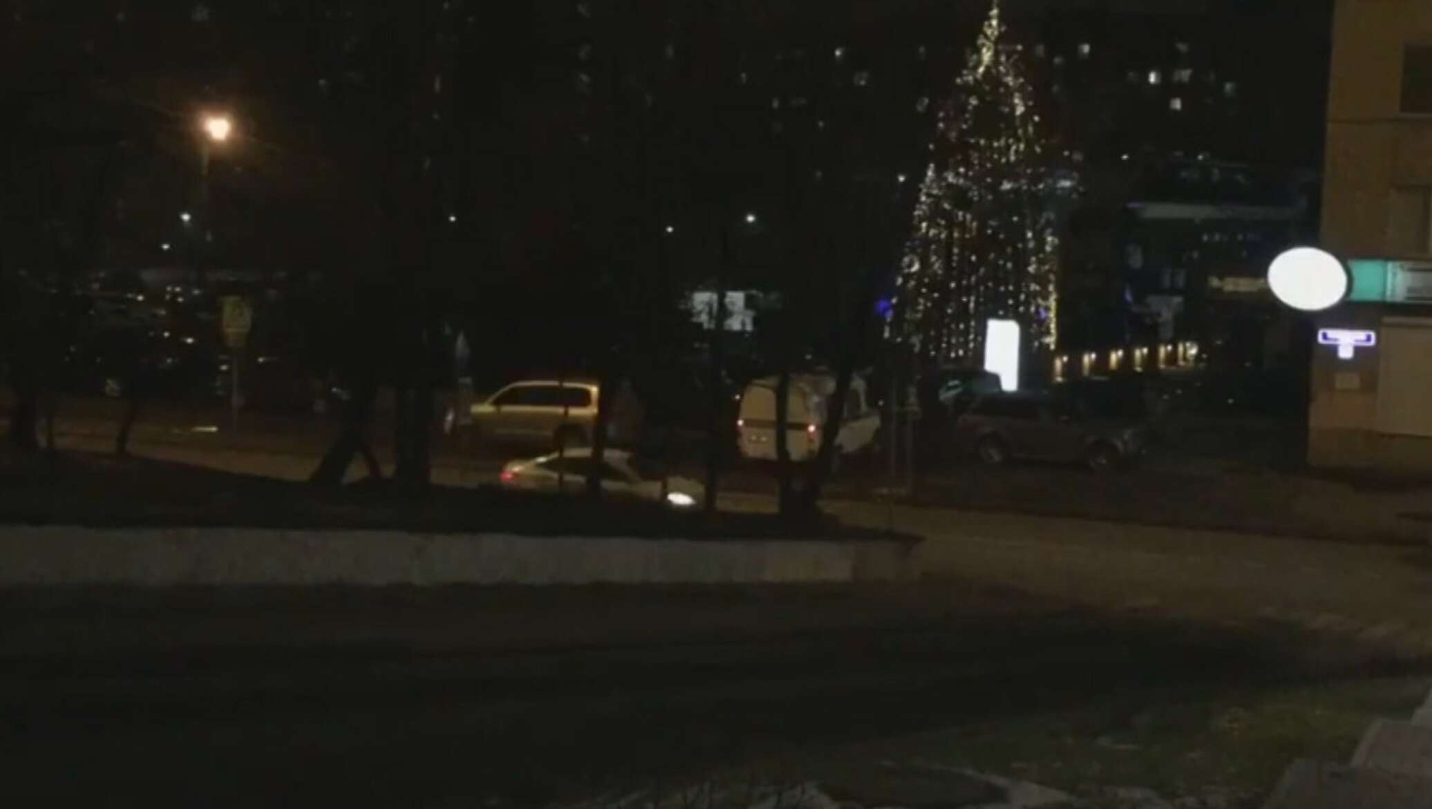 Перестрелка на Рочдельской улице. Стрельба в Москве ресторан 150722. Стрельба в кафе Электростали ноябрь 2022 видео.