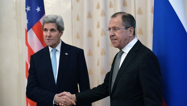 Russian Foreign Minister Sergey Lavrov meets with US Secretary of State John Kerry - Sputnik Azərbaycan