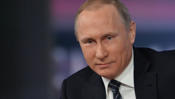 Одиннадцатая ежегодная большая пресс-конференция президента России Владимира Путина - Sputnik Азербайджан