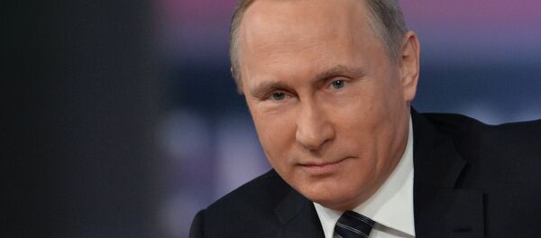 Одиннадцатая ежегодная большая пресс-конференция президента России Владимира Путина - Sputnik Азербайджан