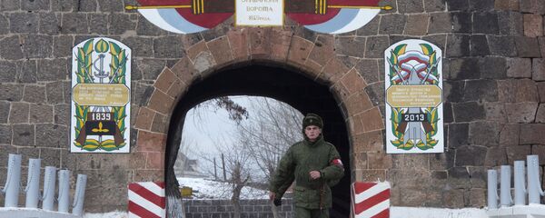102-я российская военная база в Армении 102-я российская военная база в Армении - Sputnik Азербайджан